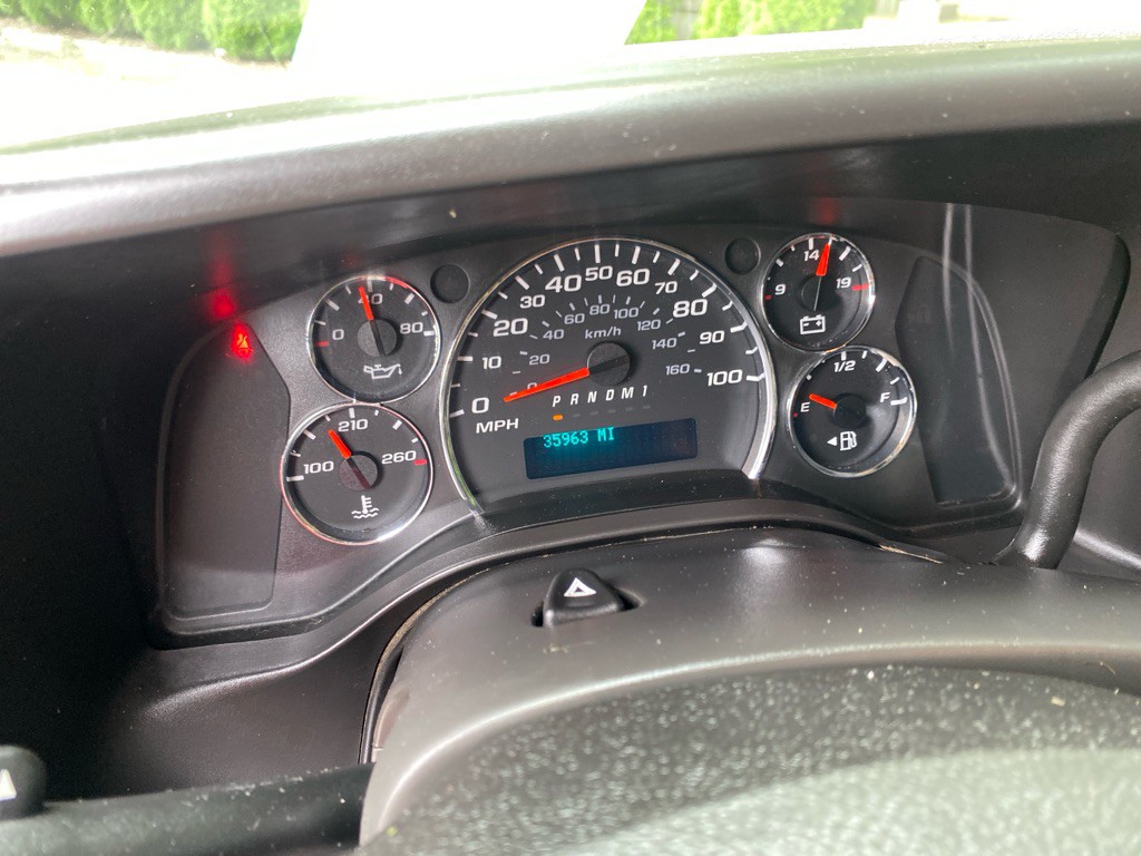 2018 Chevrolet Express Image 12