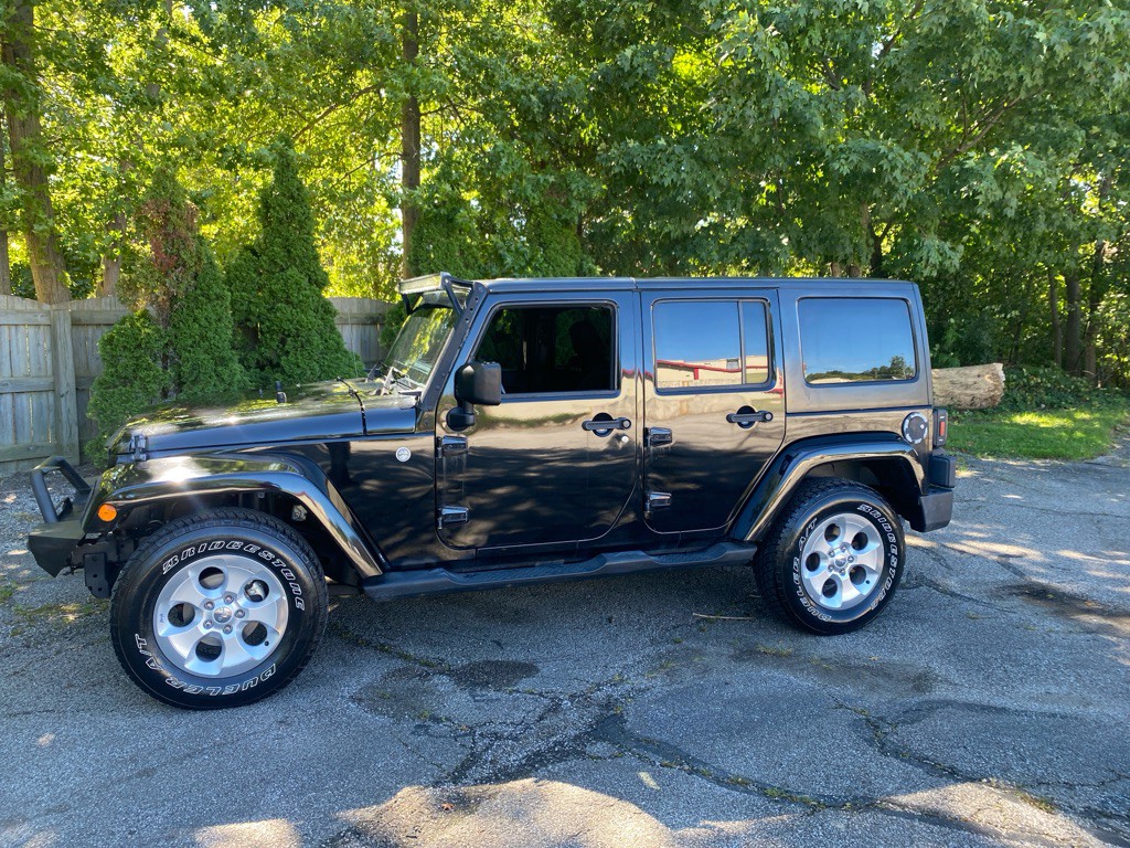 2014 Jeep Wrangler Unlimited Image 2
