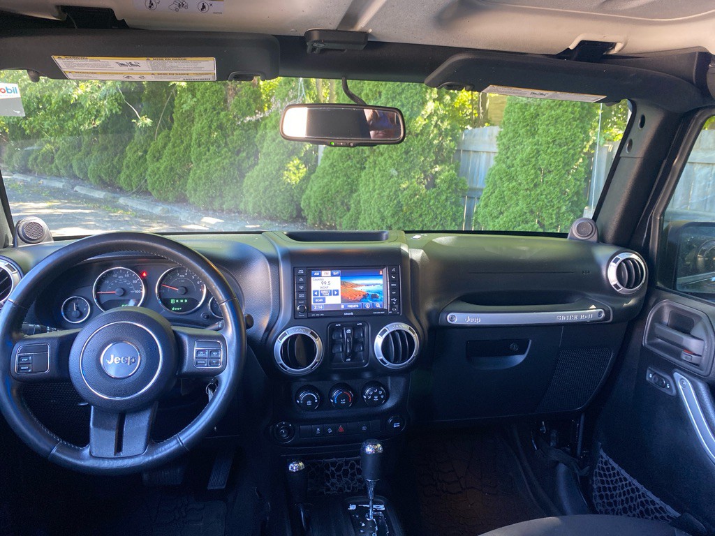 2014 Jeep Wrangler Unlimited Image 16