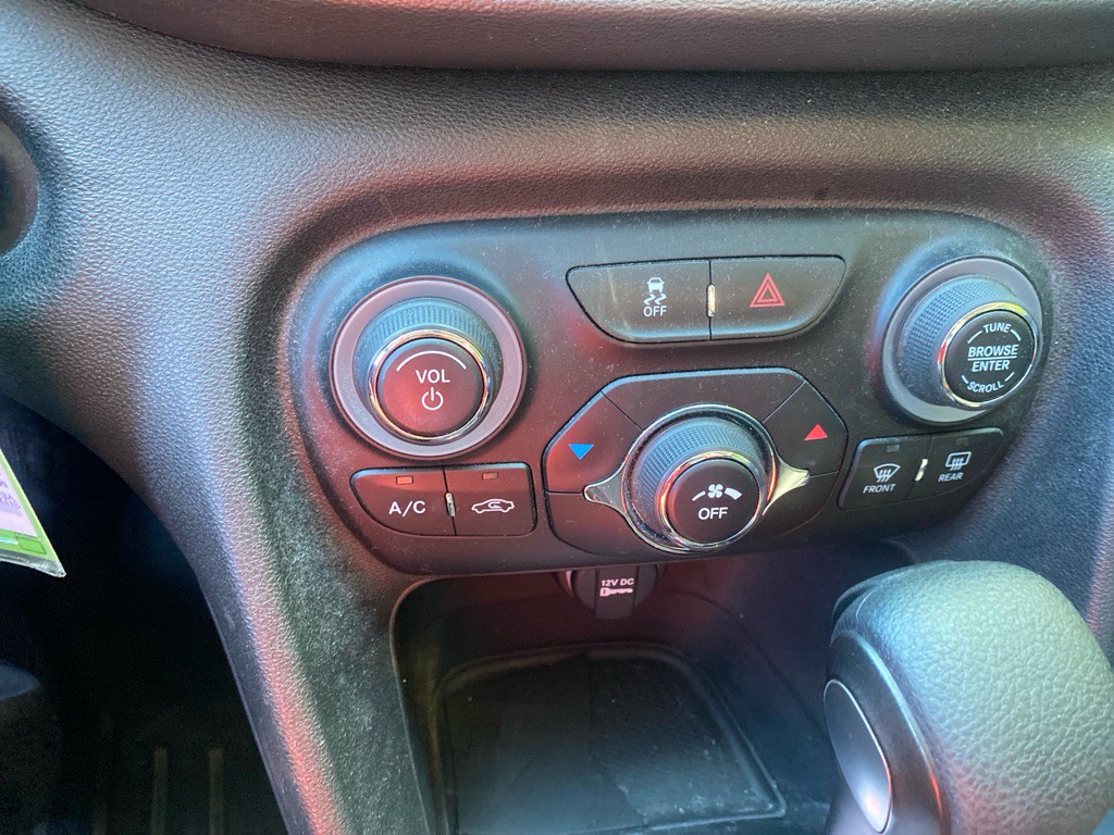 2013 Dodge Dart Image 15