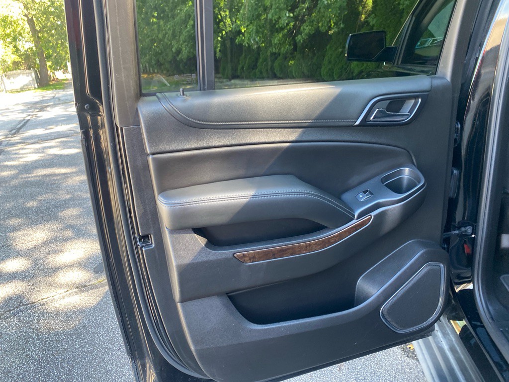 2017 Chevrolet Suburban Image 20