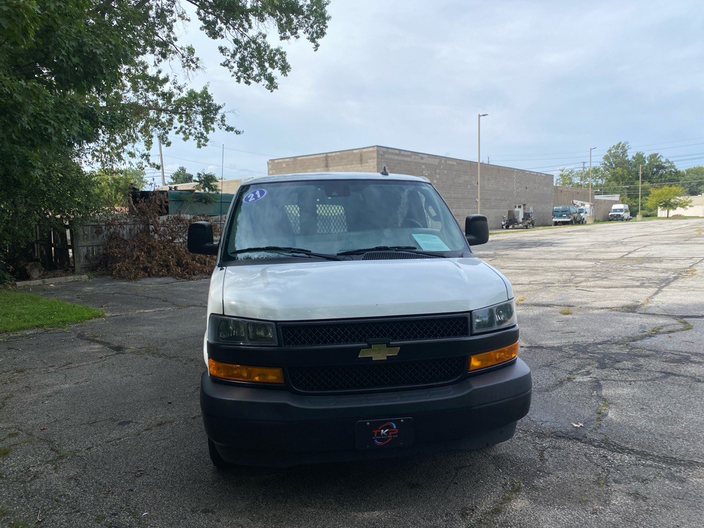 2021 Chevrolet Express Image 8