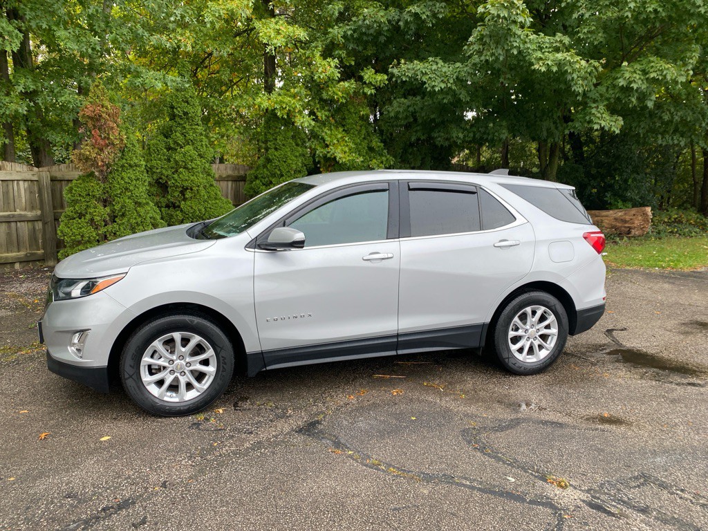2018 Chevrolet Equinox Image 2