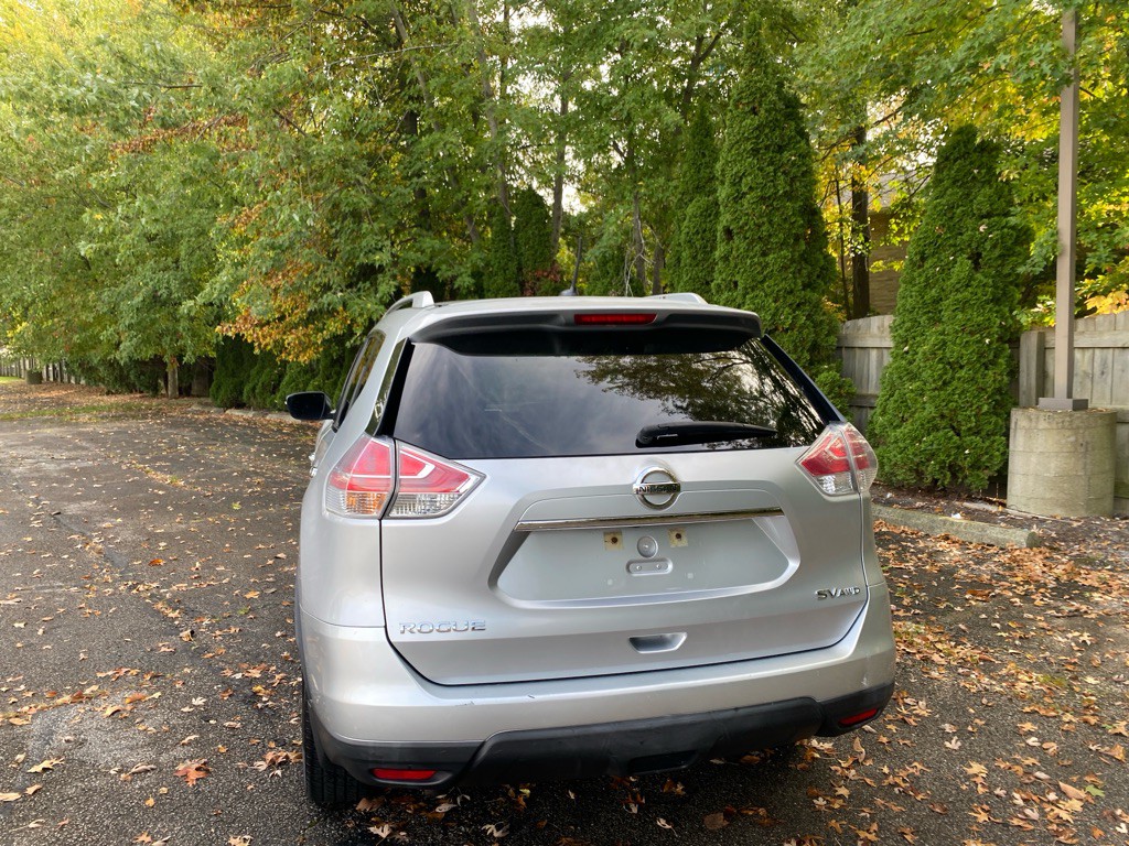2015 Nissan Rogue Image 4