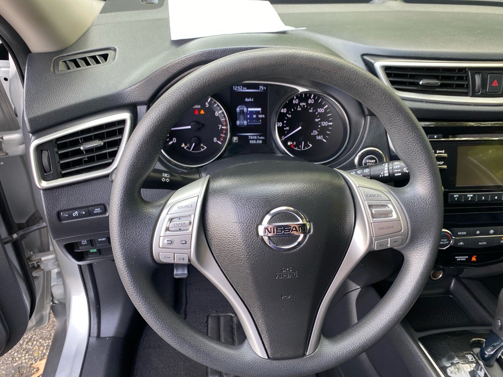 2015 Nissan Rogue Image 11