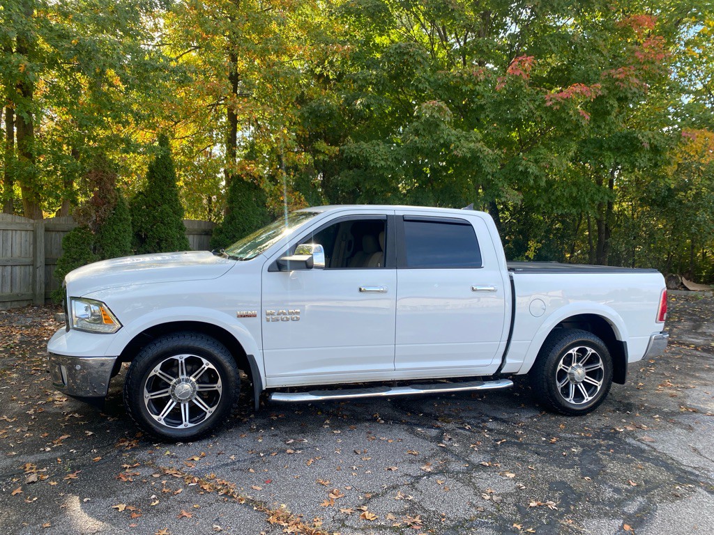 2015 RAM 1500 Image 2