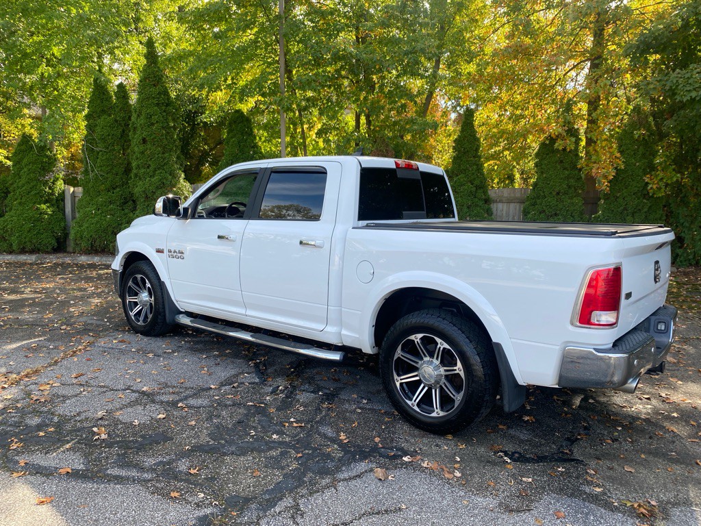 2015 RAM 1500 Image 3