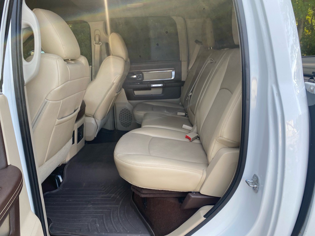 2015 RAM 1500 Image 24