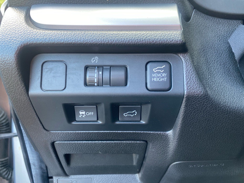 2014 Subaru Forester Image 12