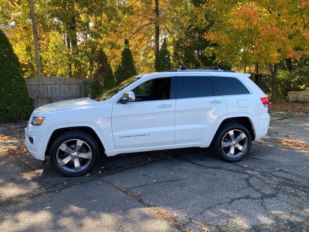 2015 Jeep Grand Cherokee Image 2