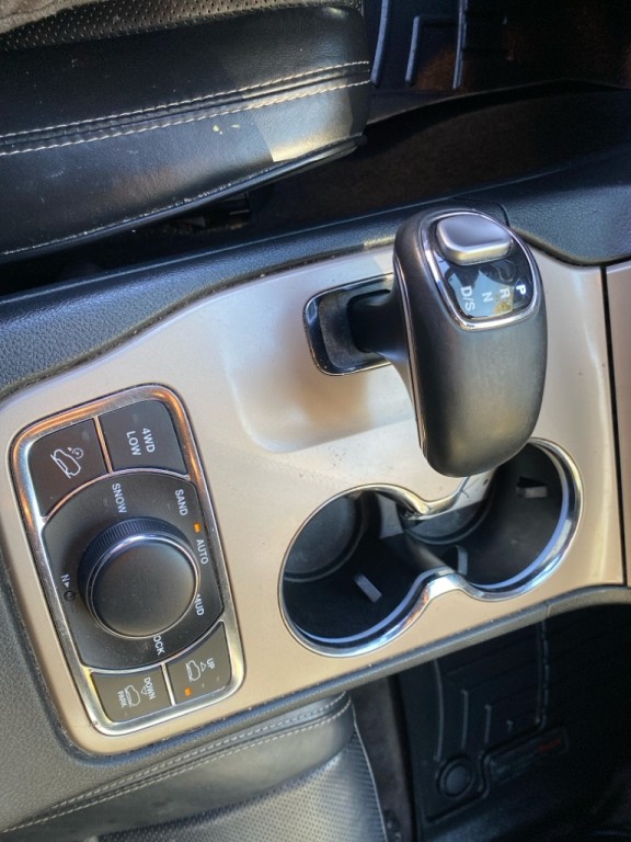 2015 Jeep Grand Cherokee Image 18