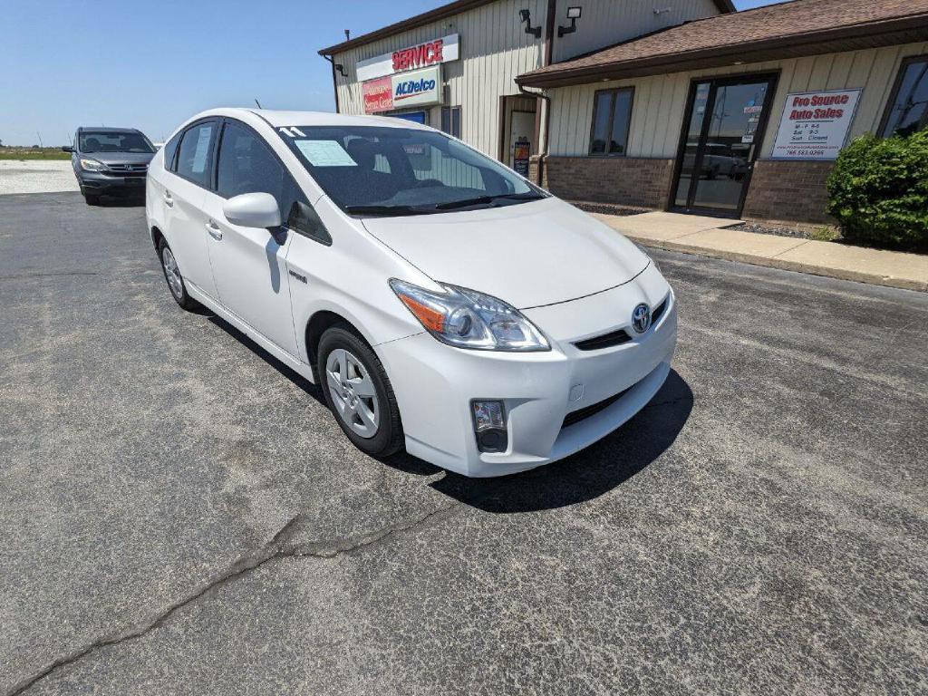 2011 Toyota Prius Image 2