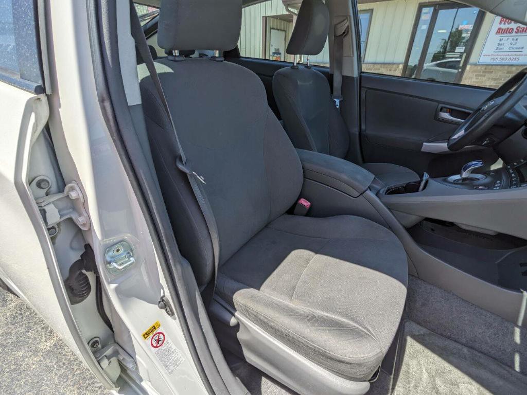 2011 Toyota Prius Image 14