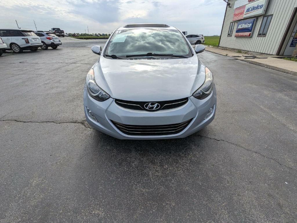 2011 Hyundai Elantra Image 3