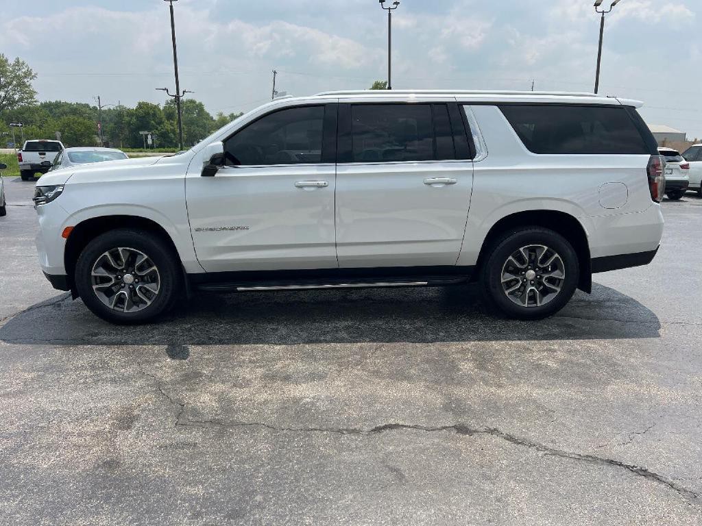 2023 Chevrolet Suburban Image 5