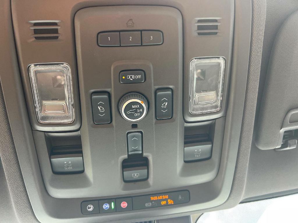 2023 Chevrolet Suburban Image 30