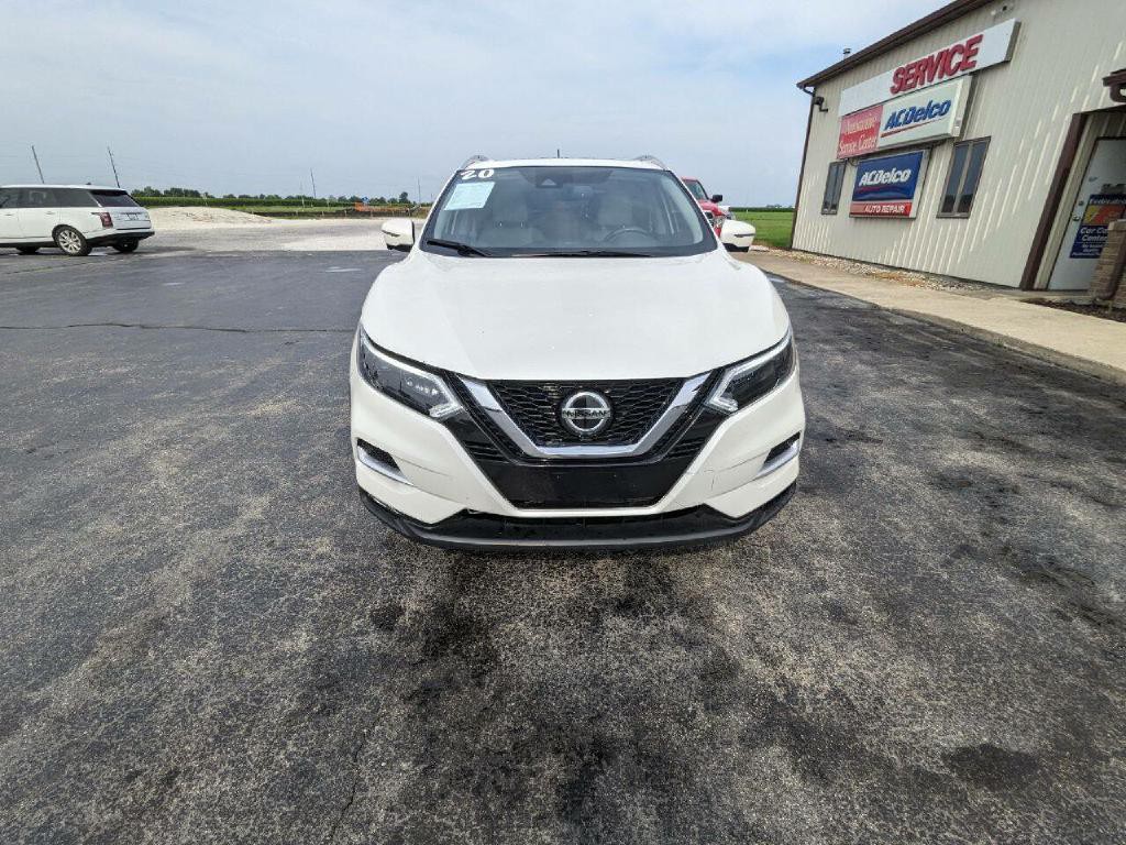 2020 Nissan Rogue Image 3