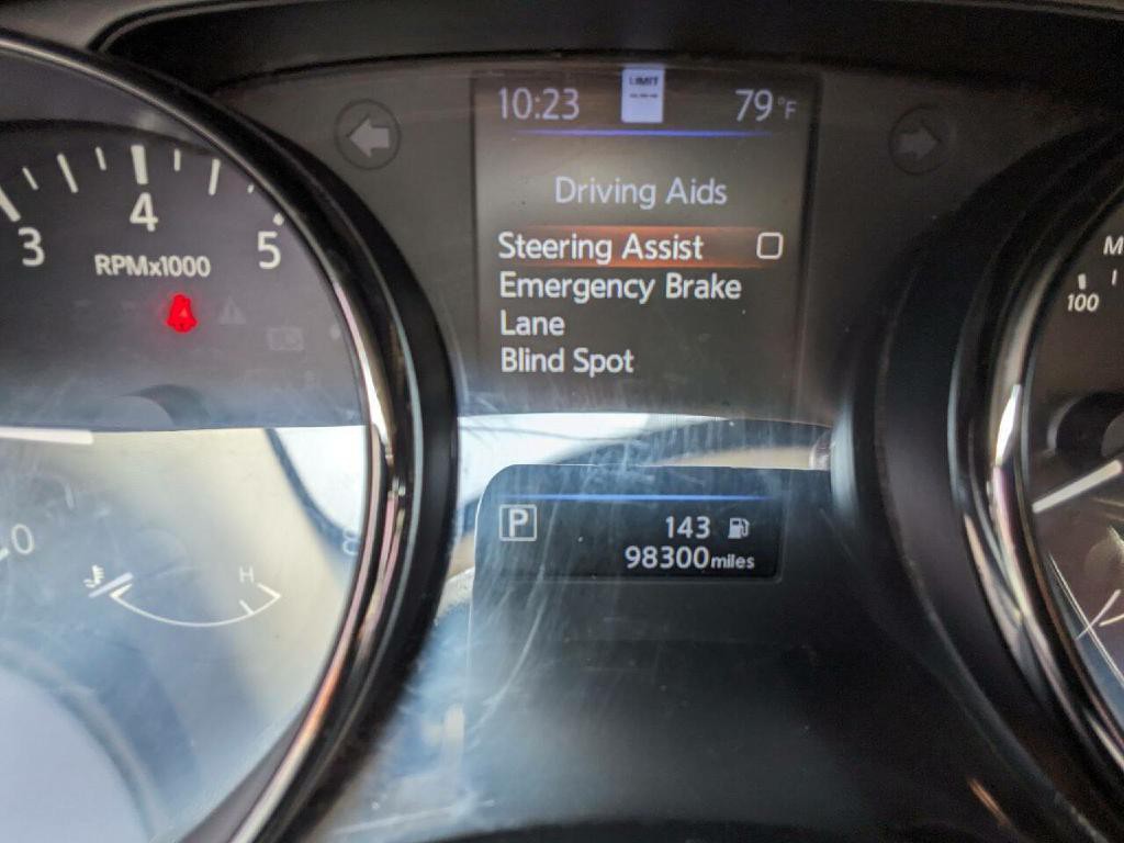 2020 Nissan Rogue Image 16