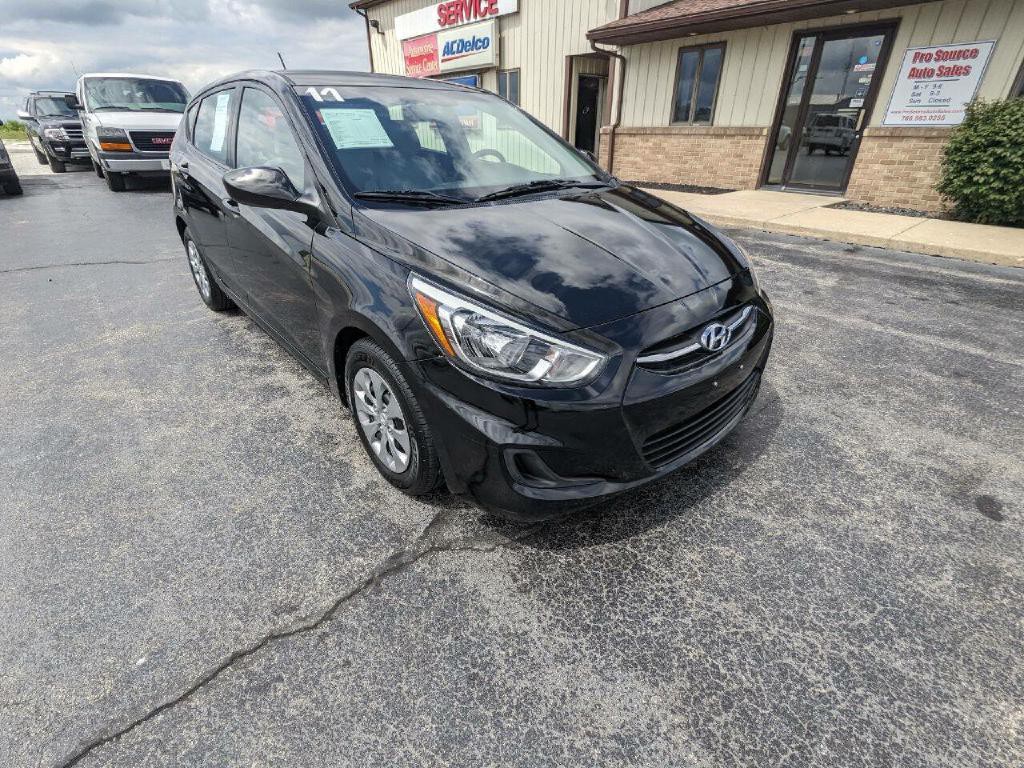2017 Hyundai Accent Image 2