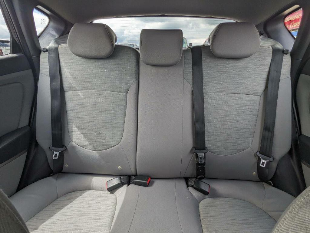 2017 Hyundai Accent Image 19