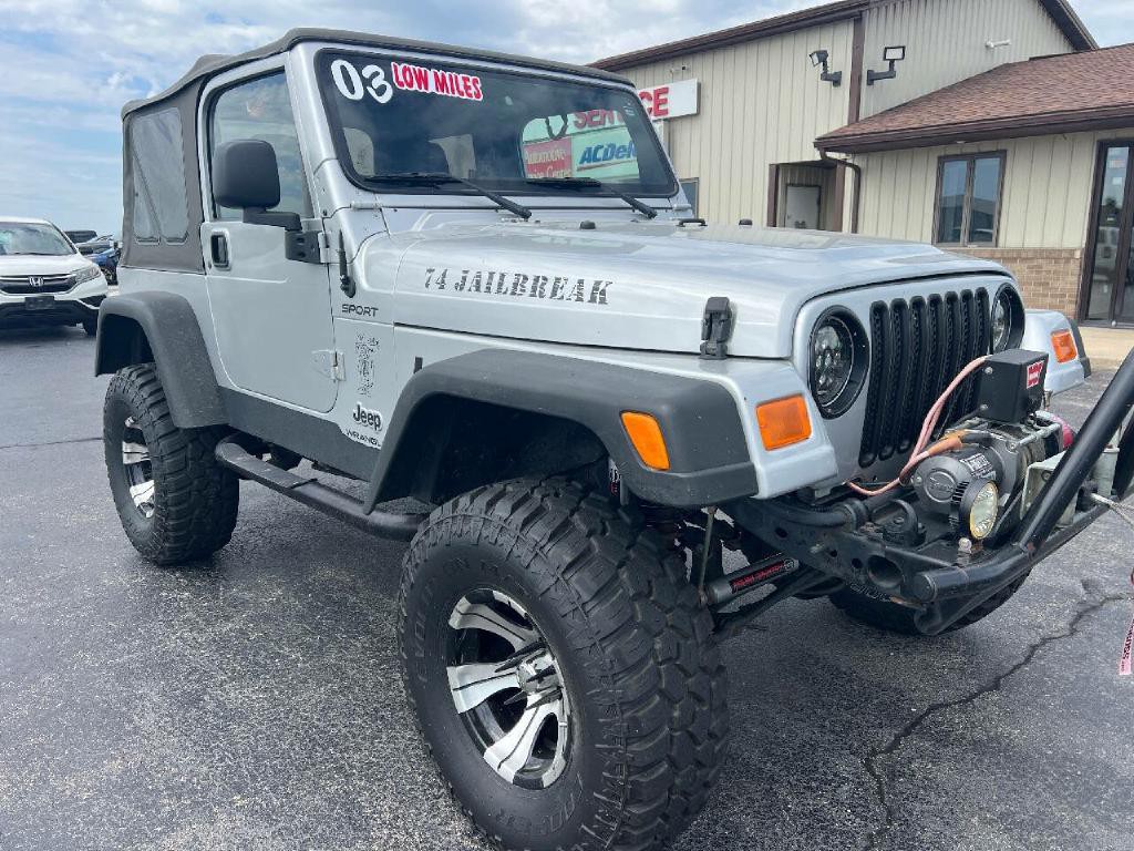 2003 Jeep Wrangler Image 2