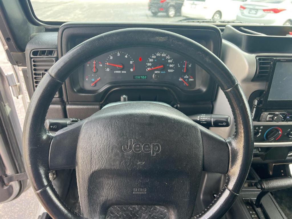 2003 Jeep Wrangler Image 13