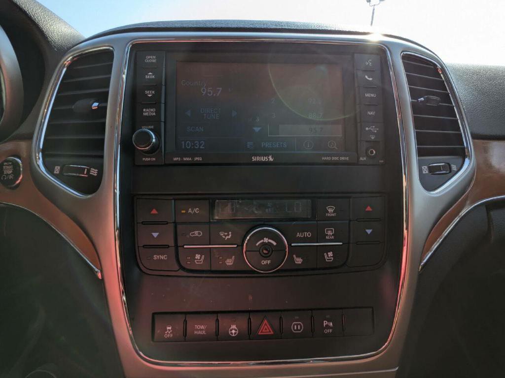 2012 Jeep Grand Cherokee Image 17