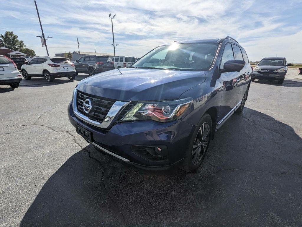 2018 Nissan Pathfinder Image 4