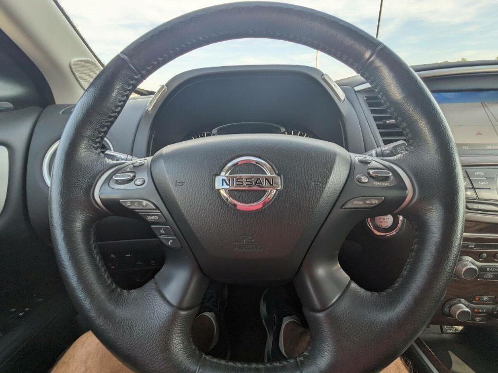 2018 Nissan Pathfinder Image 15