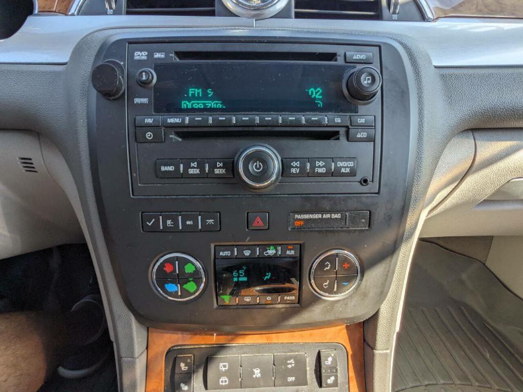 2008 Buick Enclave Image 17