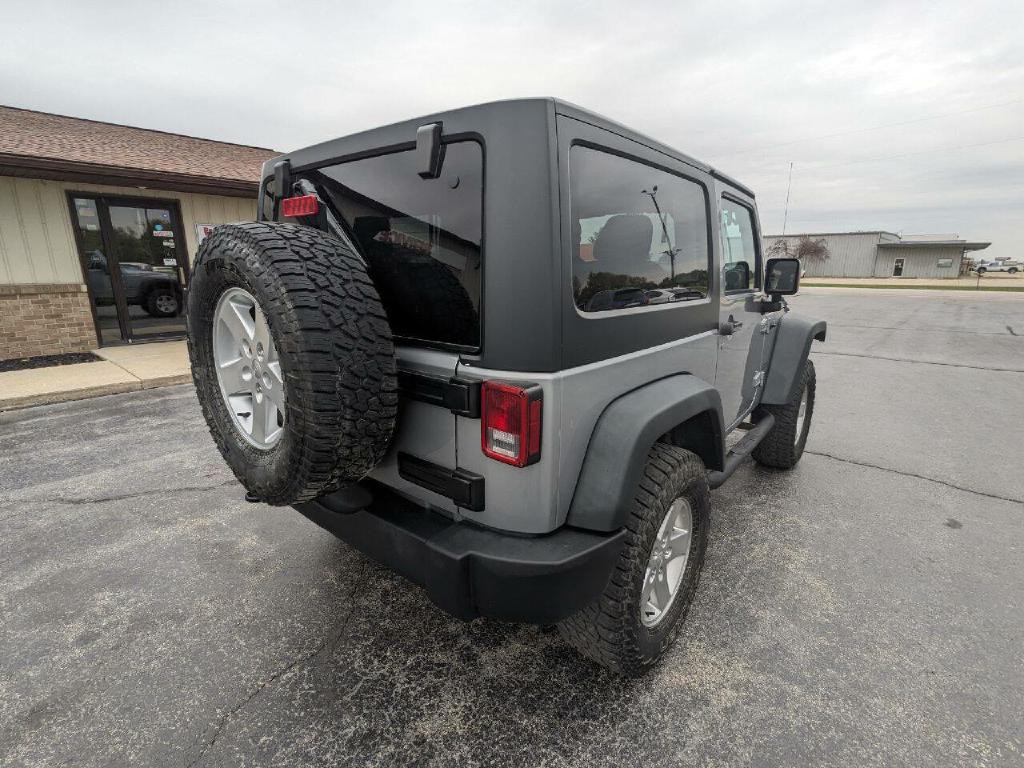 2014 Jeep Wrangler Image 8