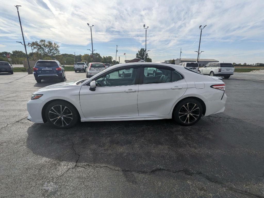 2019 Toyota Camry Image 5