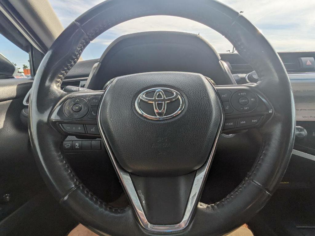 2019 Toyota Camry Image 14