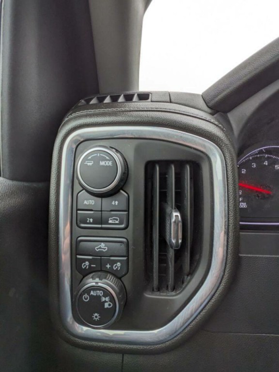 2022 Chevrolet Silverado 1500 Image 19