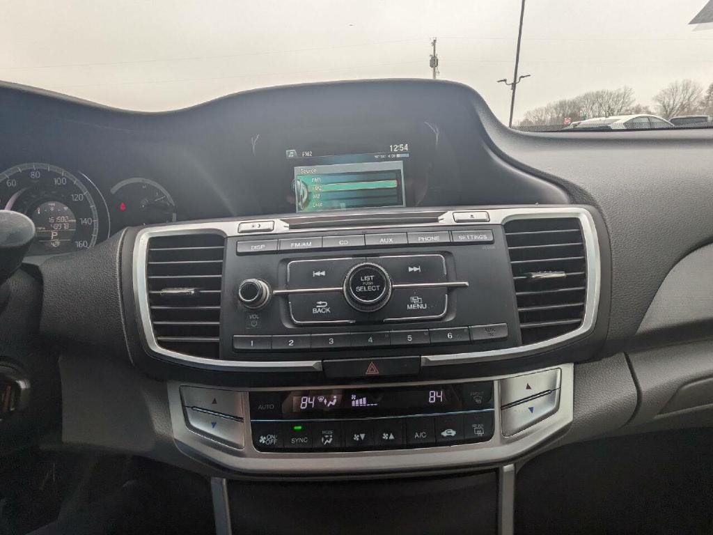 2013 Honda Accord Image 16