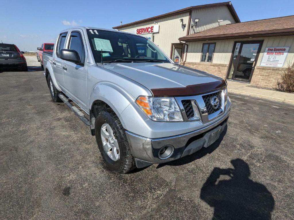 2011 Nissan Frontier Image 2