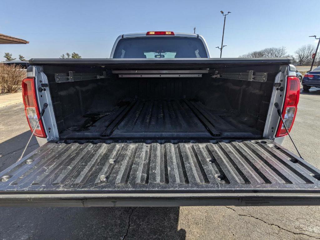 2011 Nissan Frontier Image 12