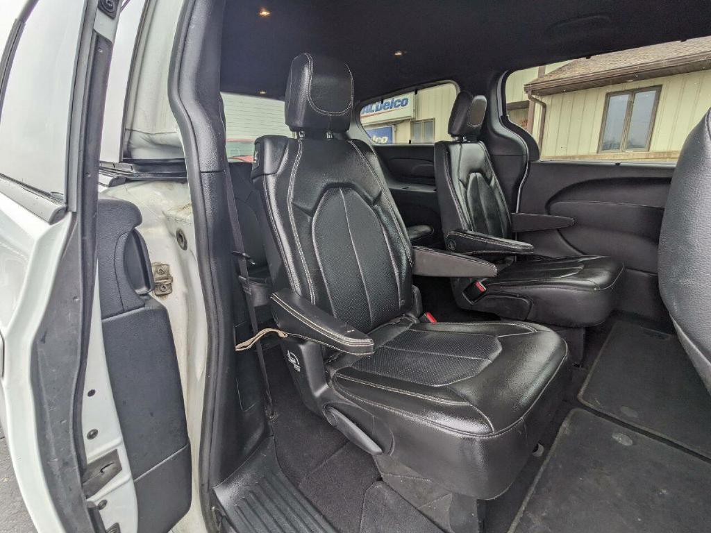 2020 Chrysler Pacifica Image 13