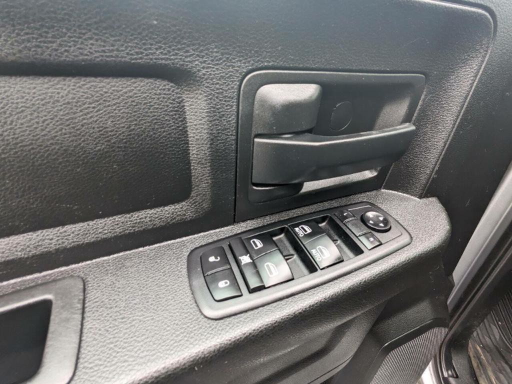 2020 RAM 3500 Image 9