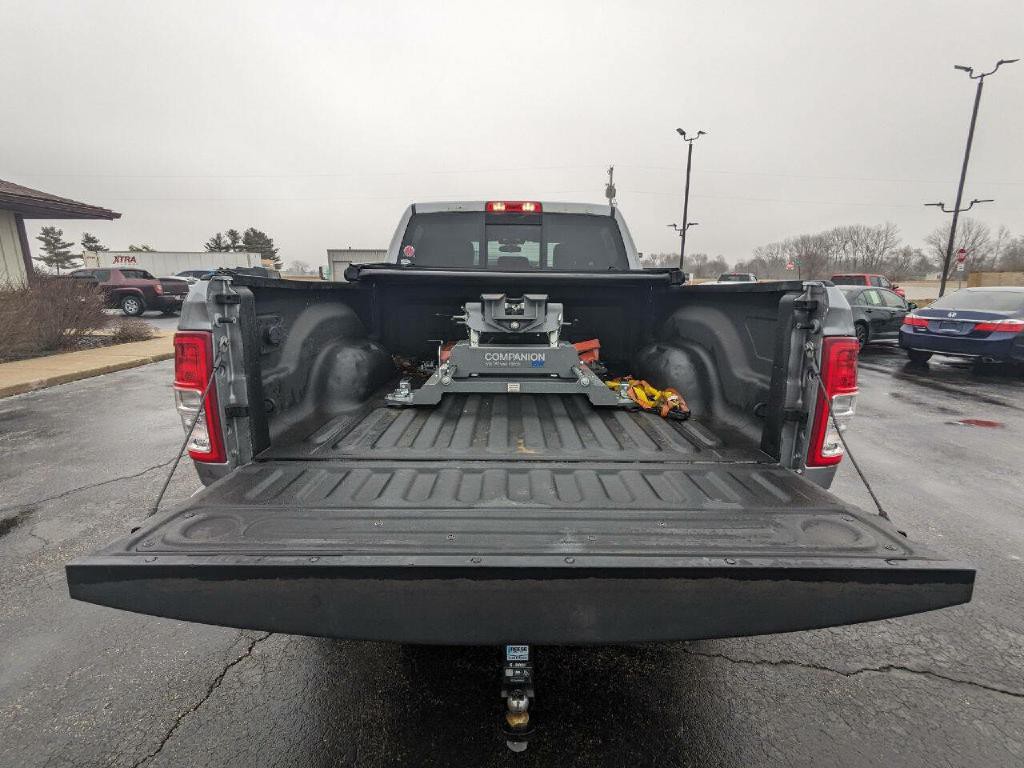 2020 RAM 3500 Image 12