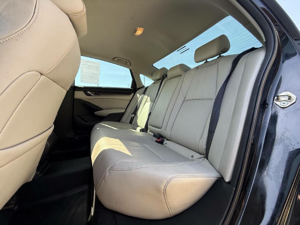 2018 Honda Accord Image 10
