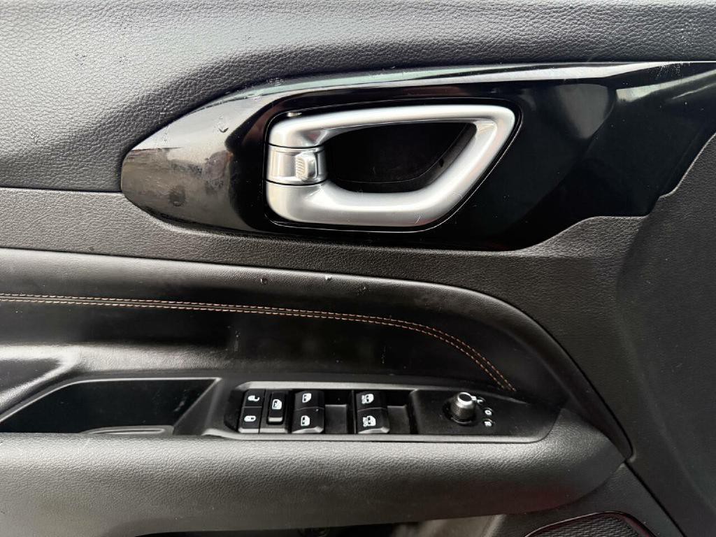 2022 Jeep Compass Image 9