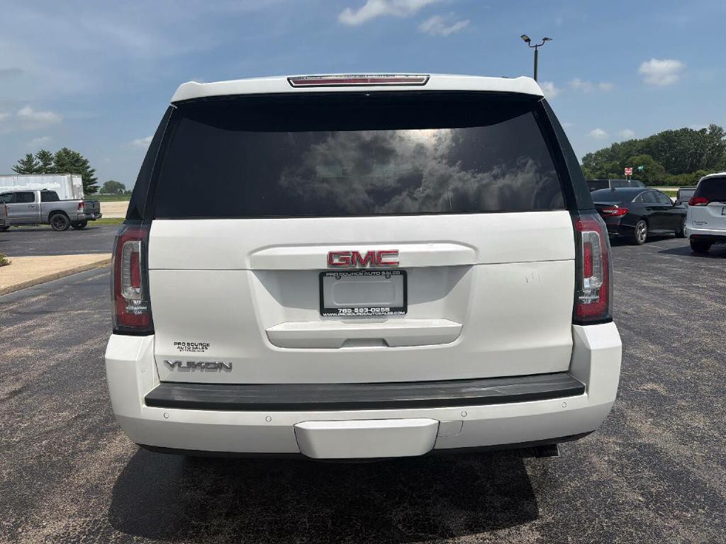 2017 GMC Yukon Image 7
