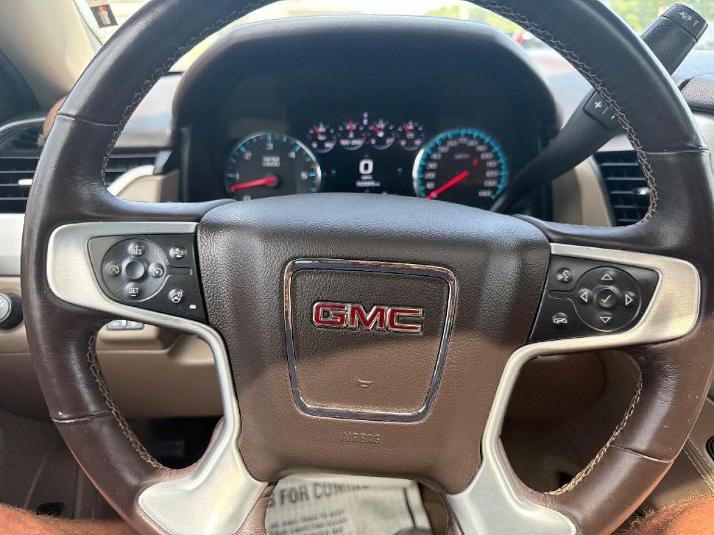 2017 GMC Yukon Image 19
