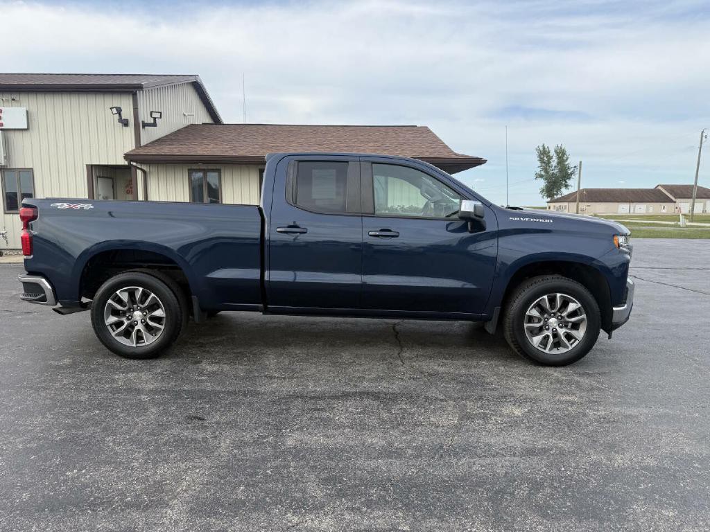 2022 Chevrolet Silverado 1500 Image 2