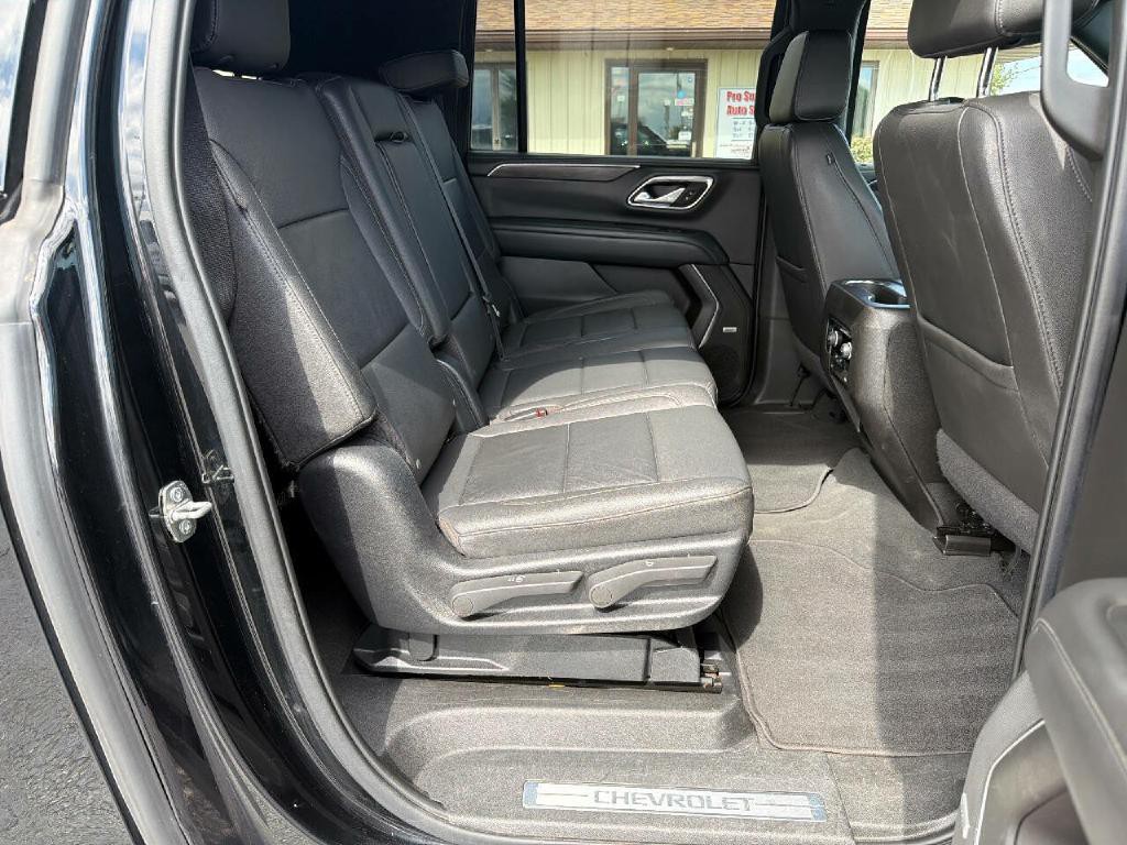 2022 Chevrolet Suburban Image 15