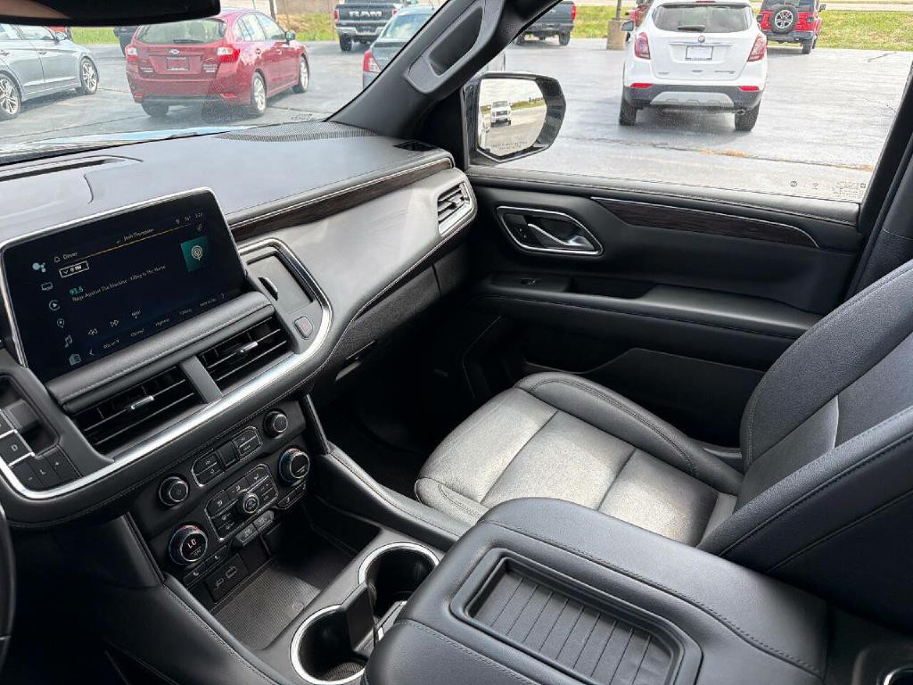 2022 Chevrolet Suburban Image 24