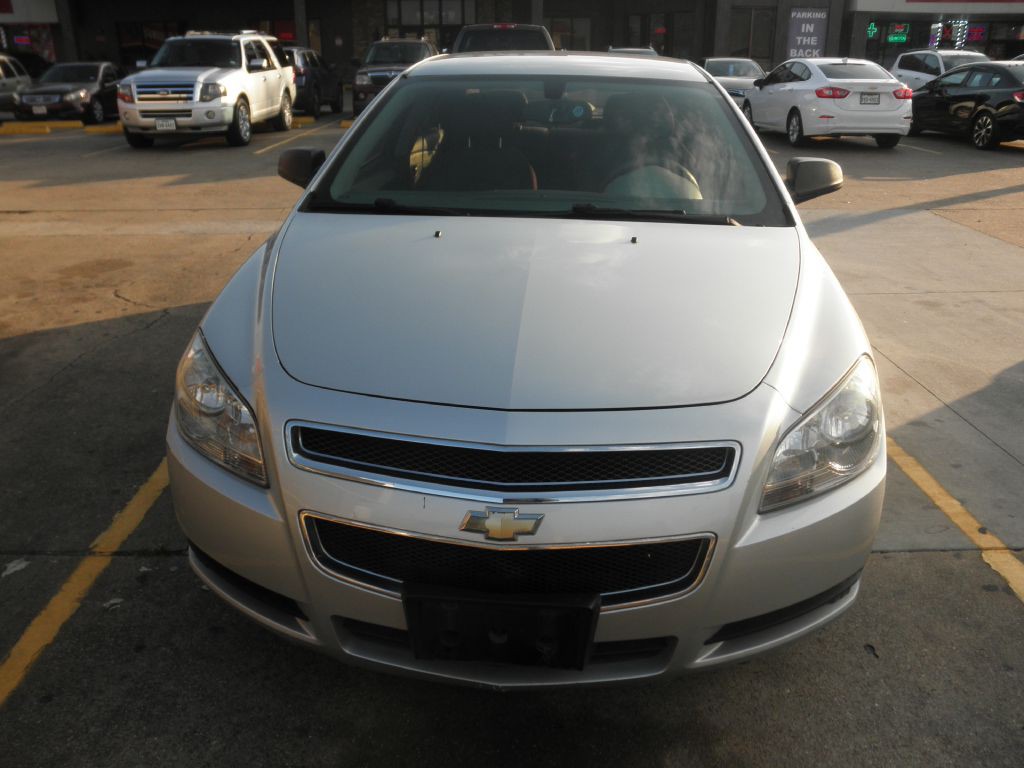 2012 Chevrolet Malibu Image 1