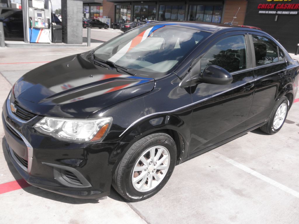 2017 Chevrolet Sonic Image 7