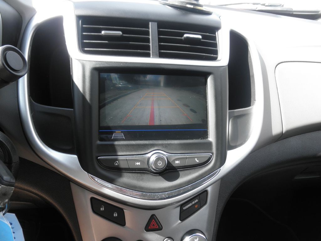 2017 Chevrolet Sonic Image 11